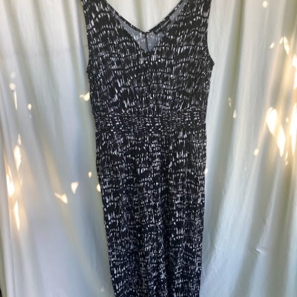 Button-Up Printed Jumpsuit - Picture 2 of 2